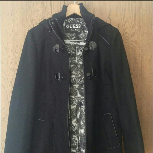 ✨Guess Coat✨ - Picture 4 of 4